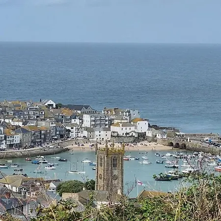 Luxury 5-star Cornish Barn - Pets Very Welcome Holiday home